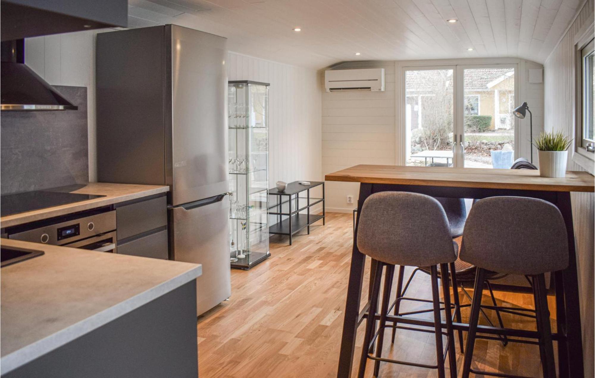 Gorgeous Home In Borgholm With Wifi Екстериор снимка
